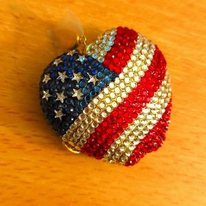 Estee Lauder New York Spirit Compact w Swarovski Crystals